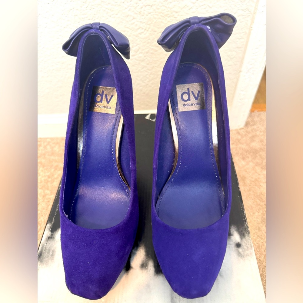 DV Dolce Vita Suede Heels